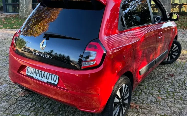 Renault Twingo 1.0 SCe Zen completo