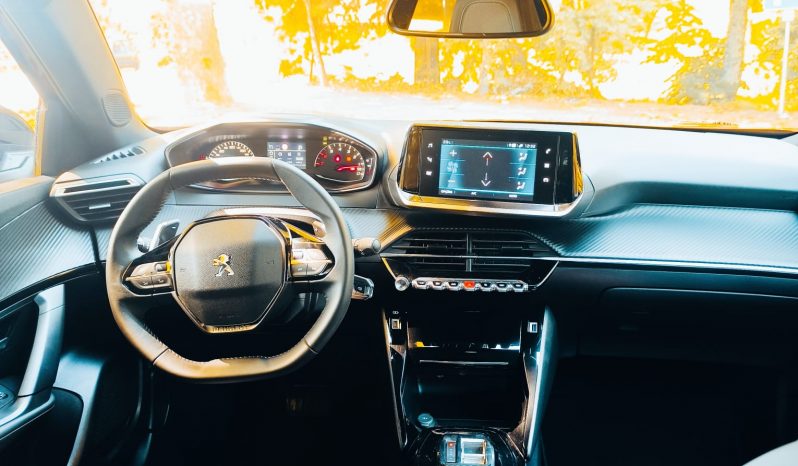 peugeot 2008 completo