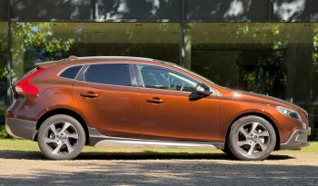 volvo v40 completo