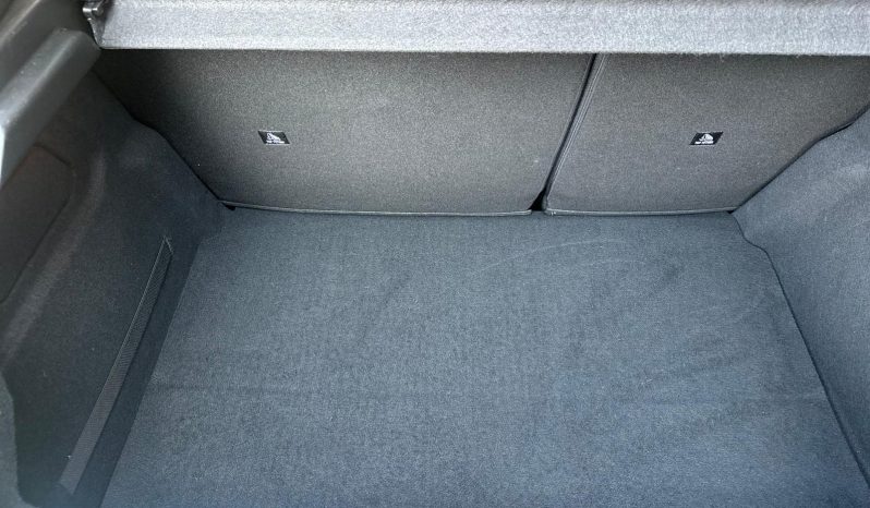 peugeot 208 completo