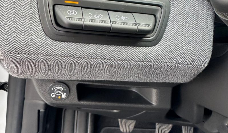 renault clio completo