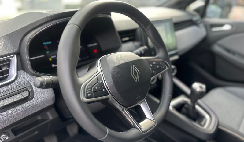 renault clio completo